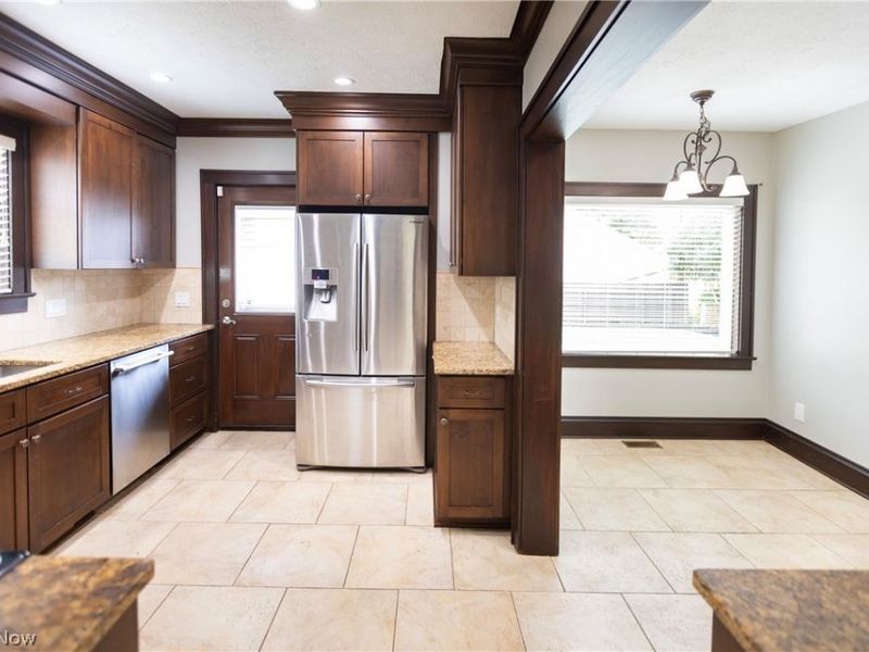 3530 Rocky River Drive, Cleveland, OH 44111 Photo 8