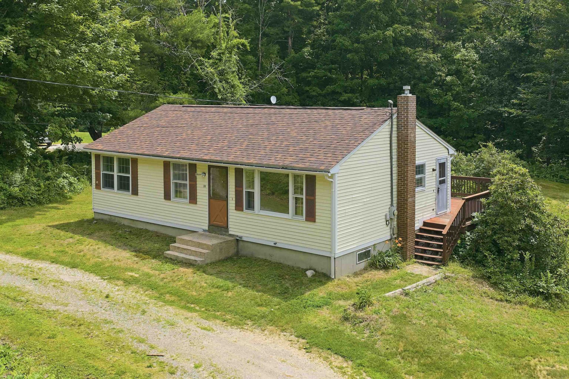 39 Old Center Harbor Road, Meredith, NH 03253 Main Photo