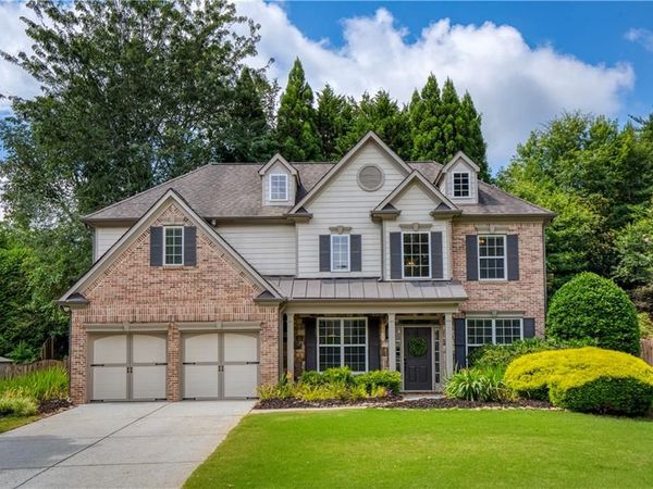 204 Northbrooke Court , Woodstock, GA 30188