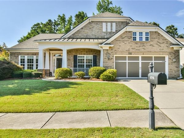 6716 Chimney Ridge Court , Hoschton, GA 30548