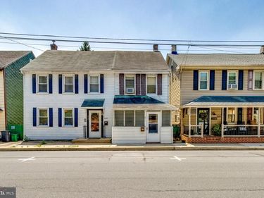 511 E MARKET STREET, MARIETTA, PA 17547