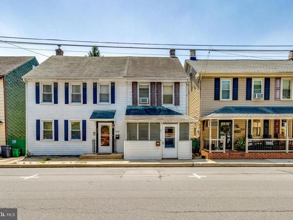 511 E MARKET STREET, MARIETTA, PA 17547
