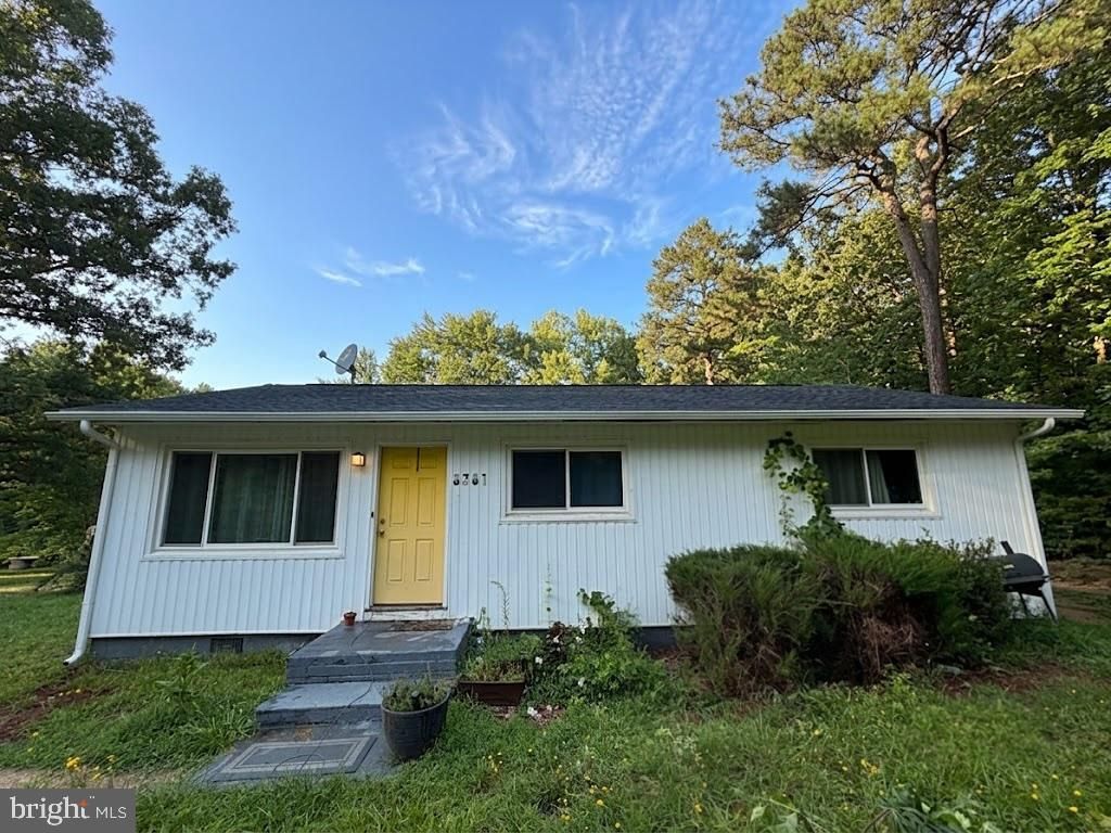 9301 Ladysmith Road , Ruther Glen, VA 22546 Main Photo