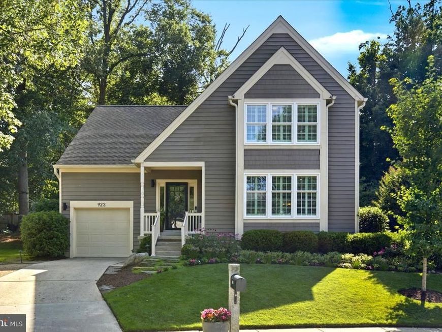 923 Langdon Court , Annapolis, MD 21403 Main Photo