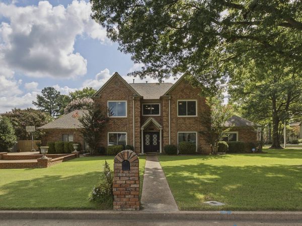 9533 DOGWOOD ESTATES DR, Germantown, TN 38139
