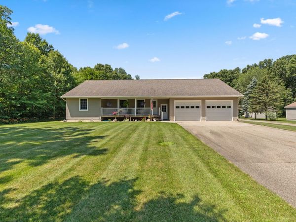 14113 136th Avenue, Grand Haven, MI 49417