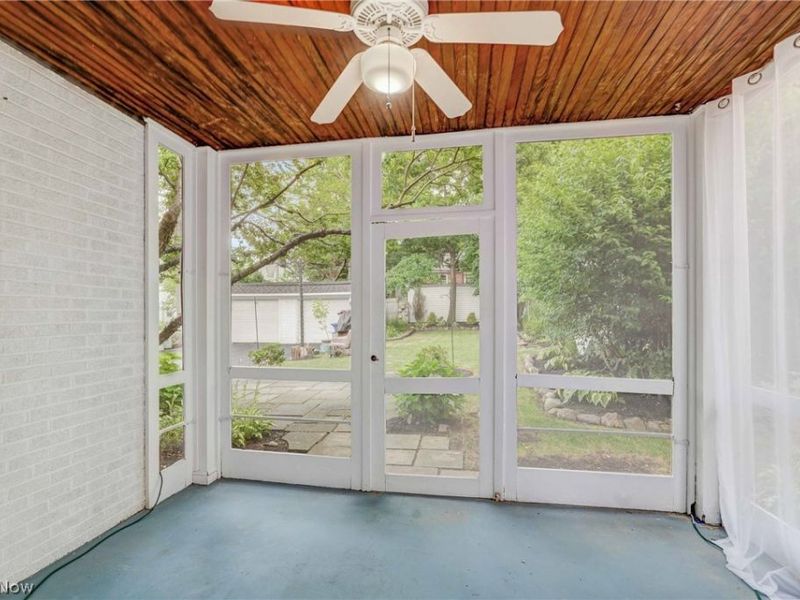 2385 Lalemant Road, University Heights, OH 44118 Photo 12