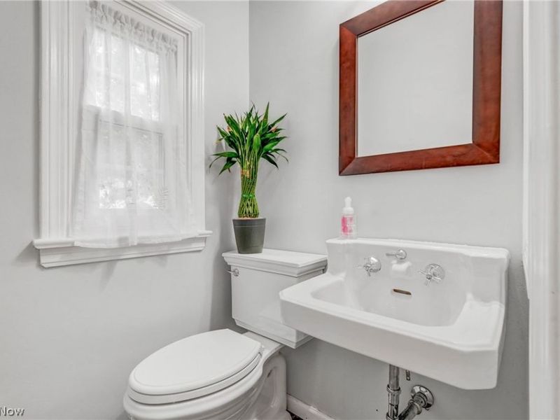 2385 Lalemant Road, University Heights, OH 44118 Photo 15
