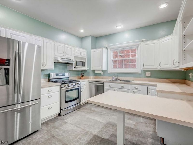 2385 Lalemant Road, University Heights, OH 44118 Photo 18