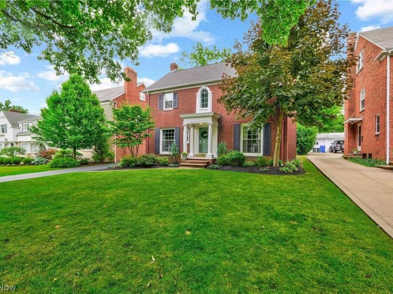 2385 Lalemant Road, University Heights, OH 44118 Photo 2