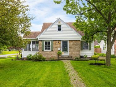695 Eaton Road, Monroe, NY 14617