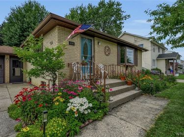 4066 Bond Street, Buffalo, NY 14219
