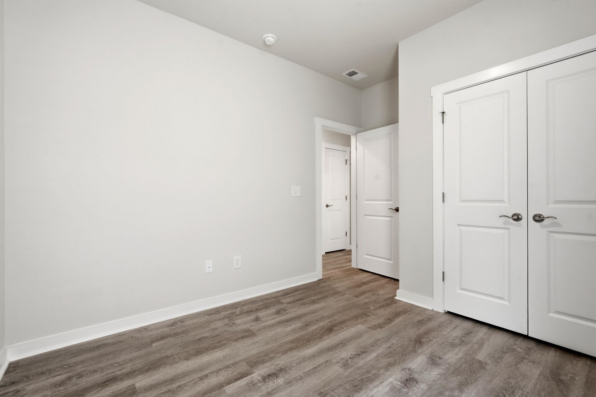 210 Autumn Olive Place  Photo 19