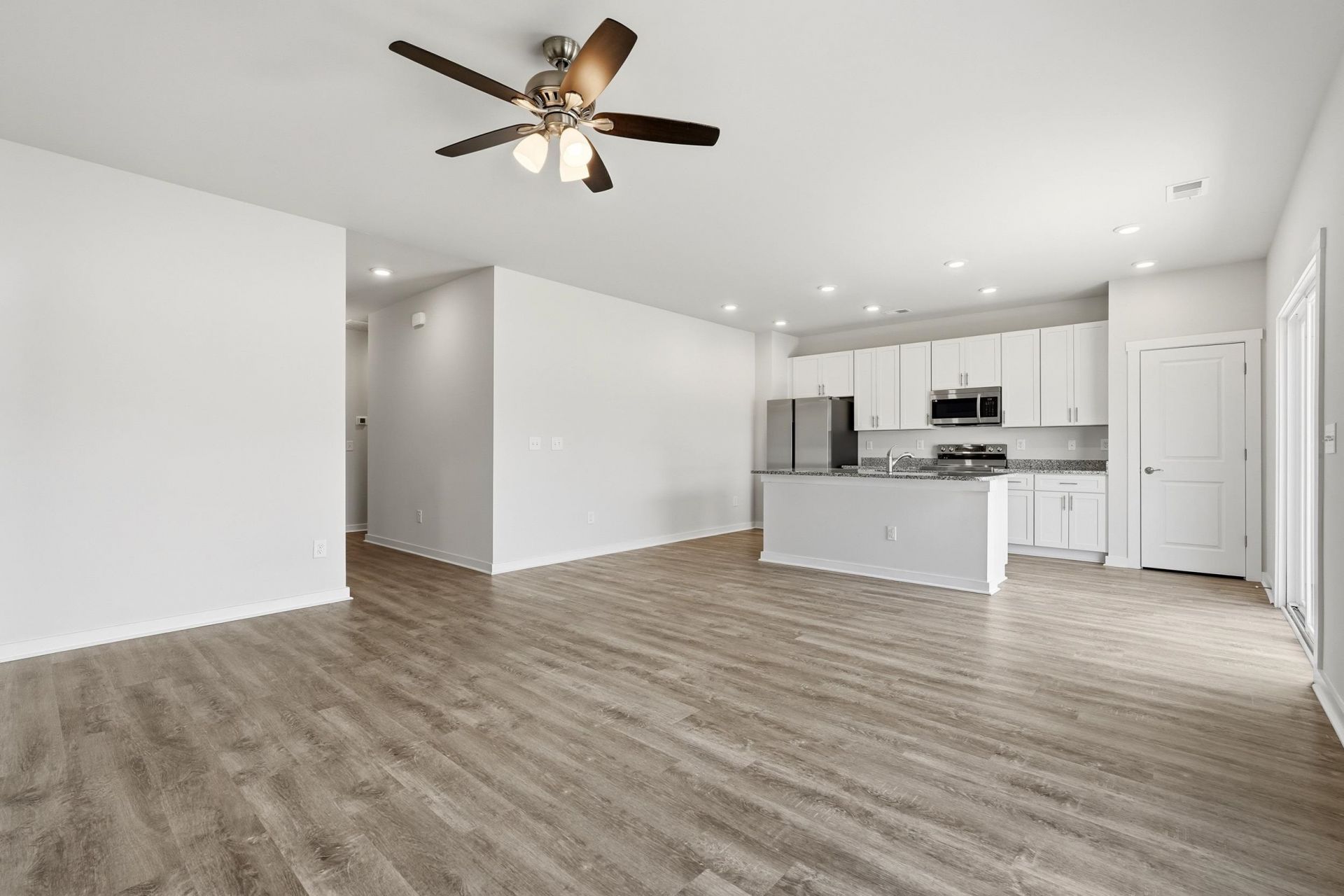 210 Autumn Olive Place  Photo 5