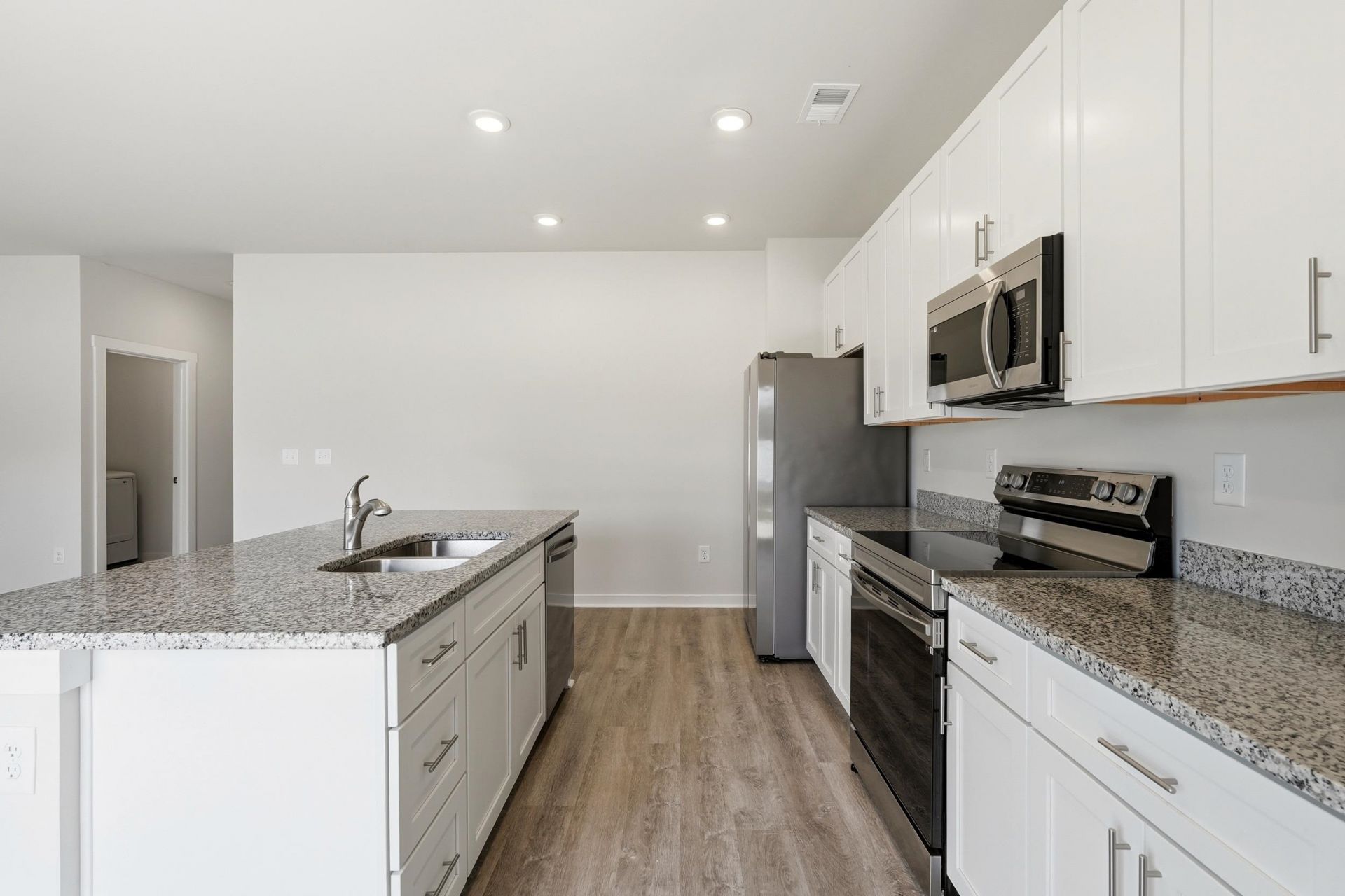210 Autumn Olive Place  Photo 8