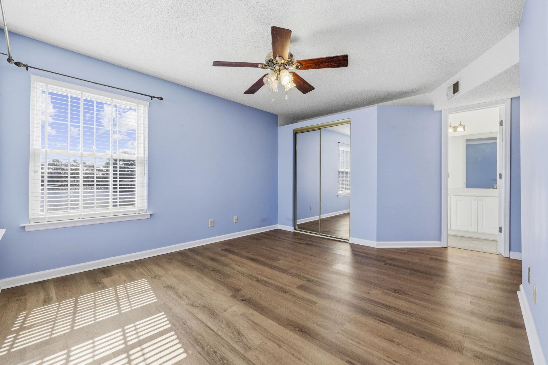 2181 Clearwater Dr.  Photo 12