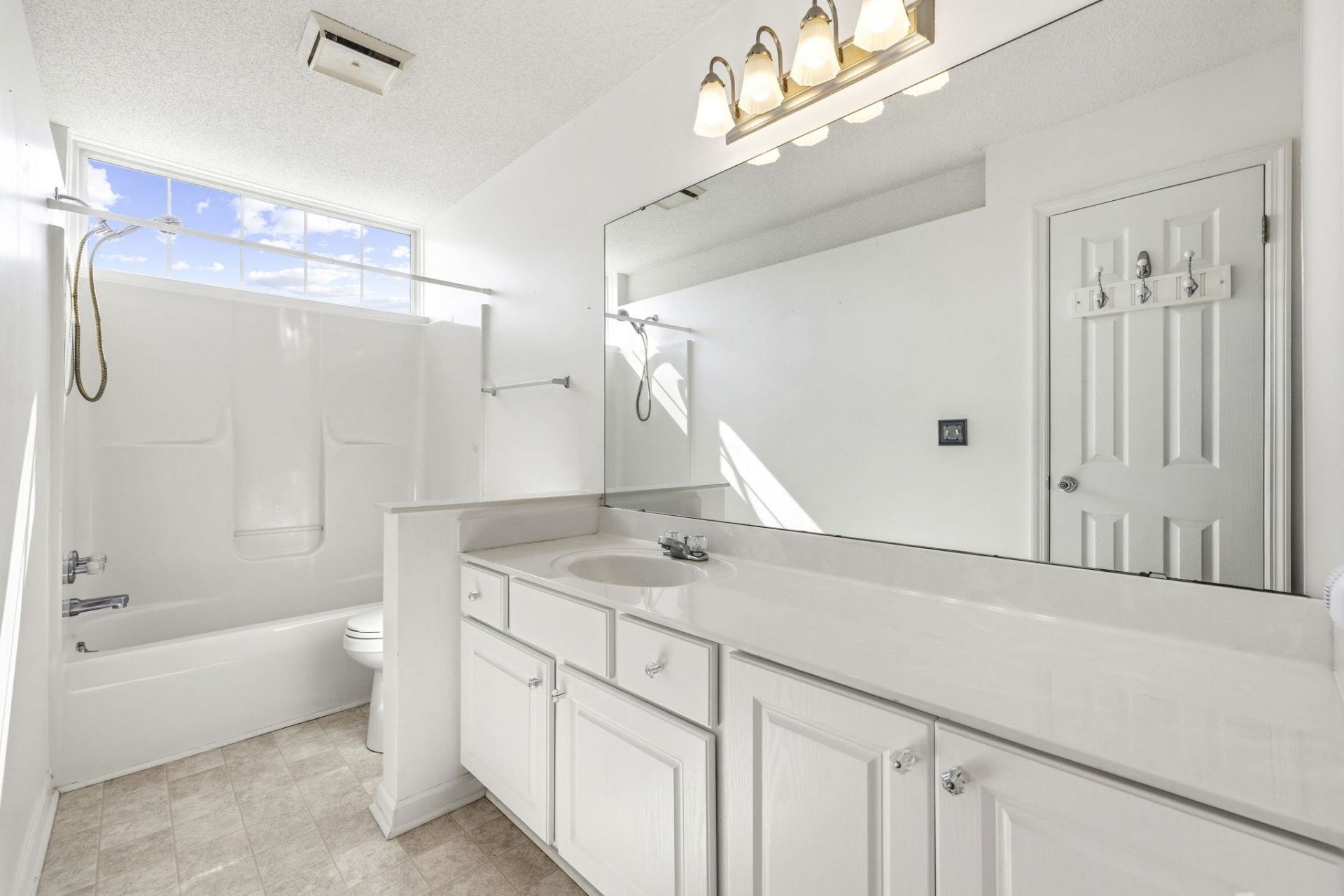 2181 Clearwater Dr.  Photo 16