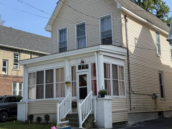 18 Summit Avenue, Troy, NY 12180