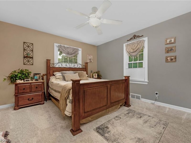 984 Cleveland Avenue, Amherst, OH 44001 Photo 15