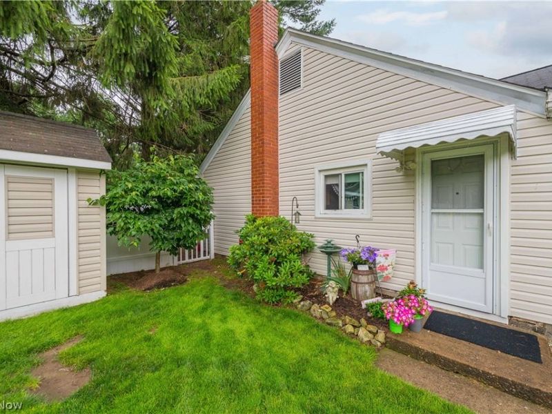 984 Cleveland Avenue, Amherst, OH 44001 Photo 28