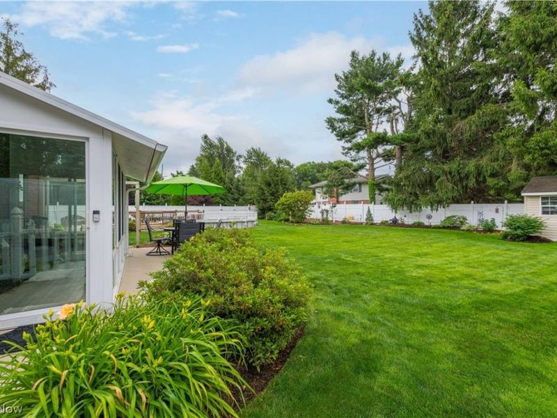 984 Cleveland Avenue, Amherst, OH 44001 Photo 36