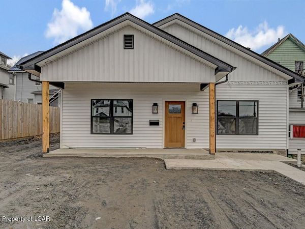 525-527 Harrison Avenue, Scranton, PA 18510
