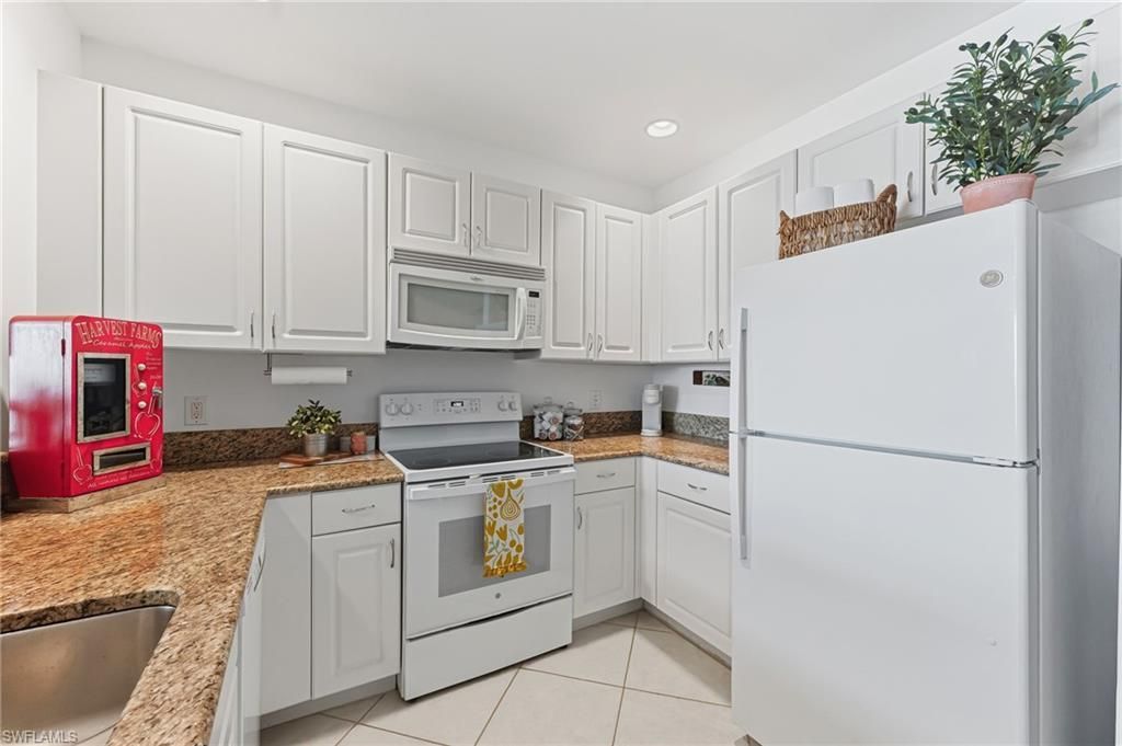 2743 1st St , Unit 102, Fort Myers, FL 33916 Photo