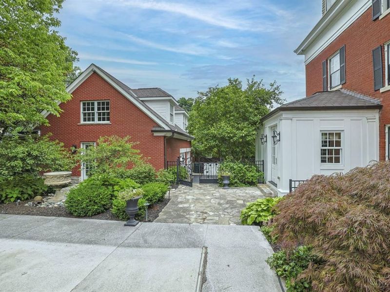 2957 Annwood Street, Cincinnati, OH 45206 Photo 82