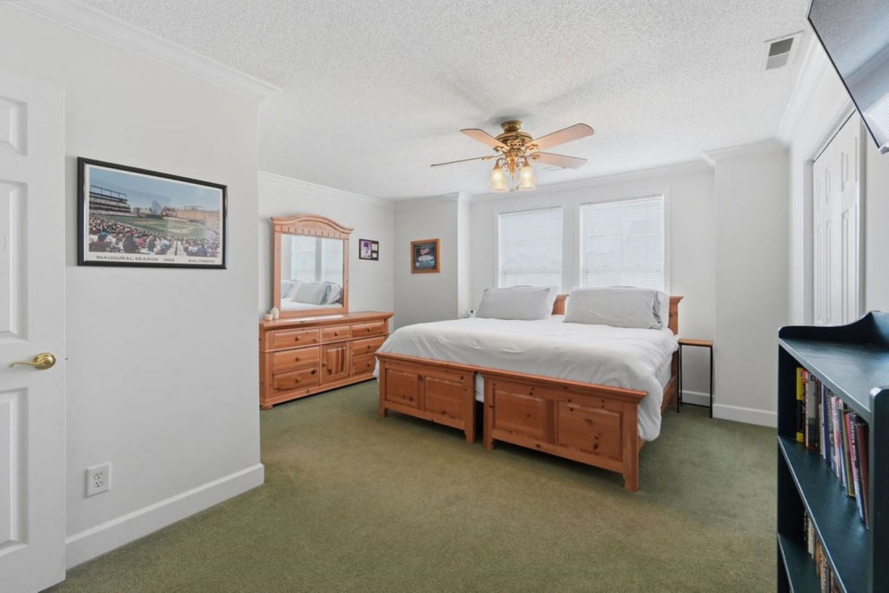 6095 Catalina Dr. Photo 25