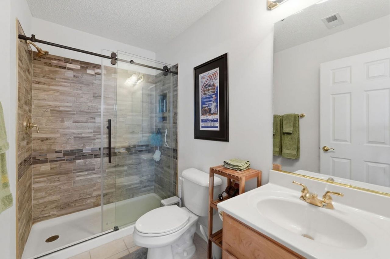 6095 Catalina Dr. Photo 31