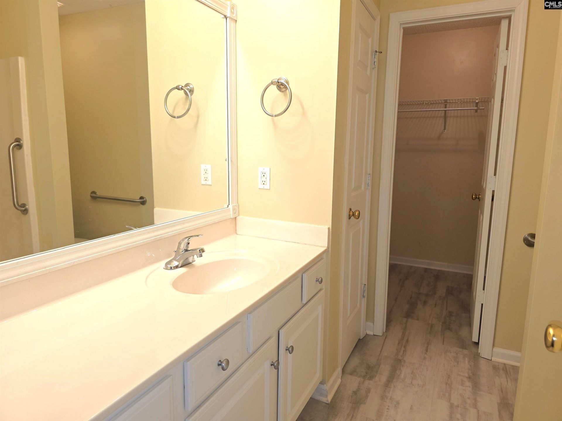 101 Weatherstone Road  Photo 18