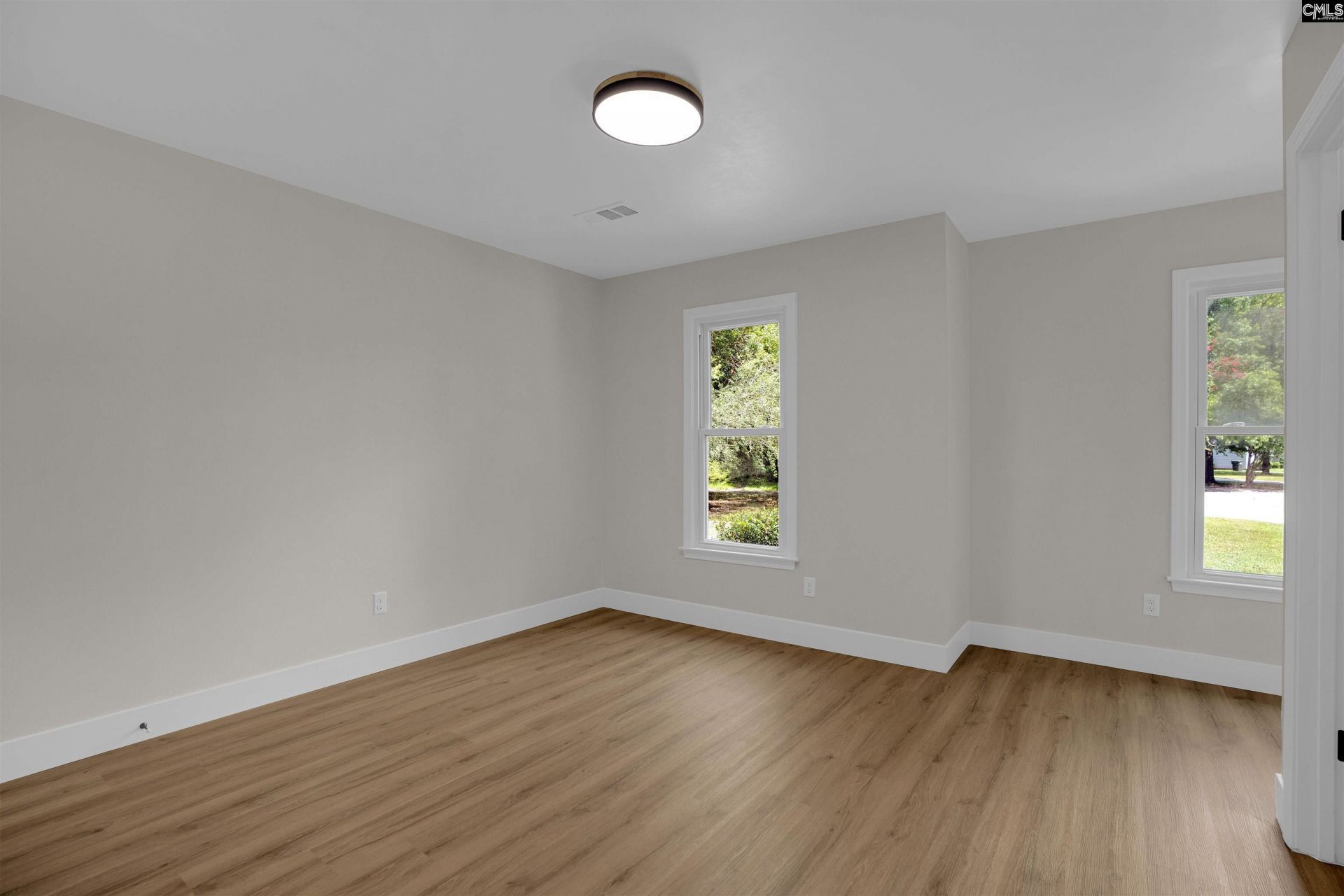 394 Wharfsdale Road Photo 13