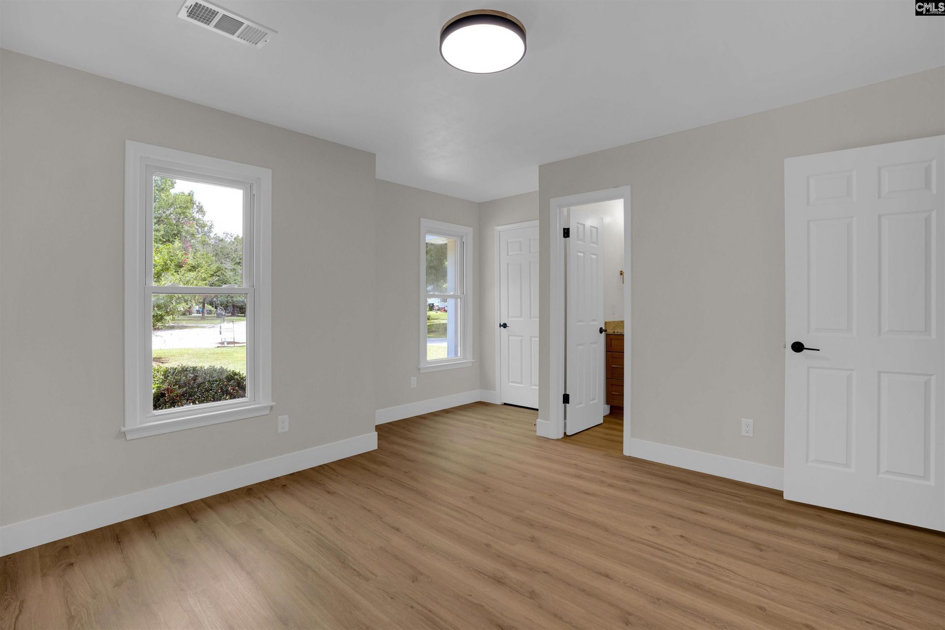 394 Wharfsdale Road Photo 14