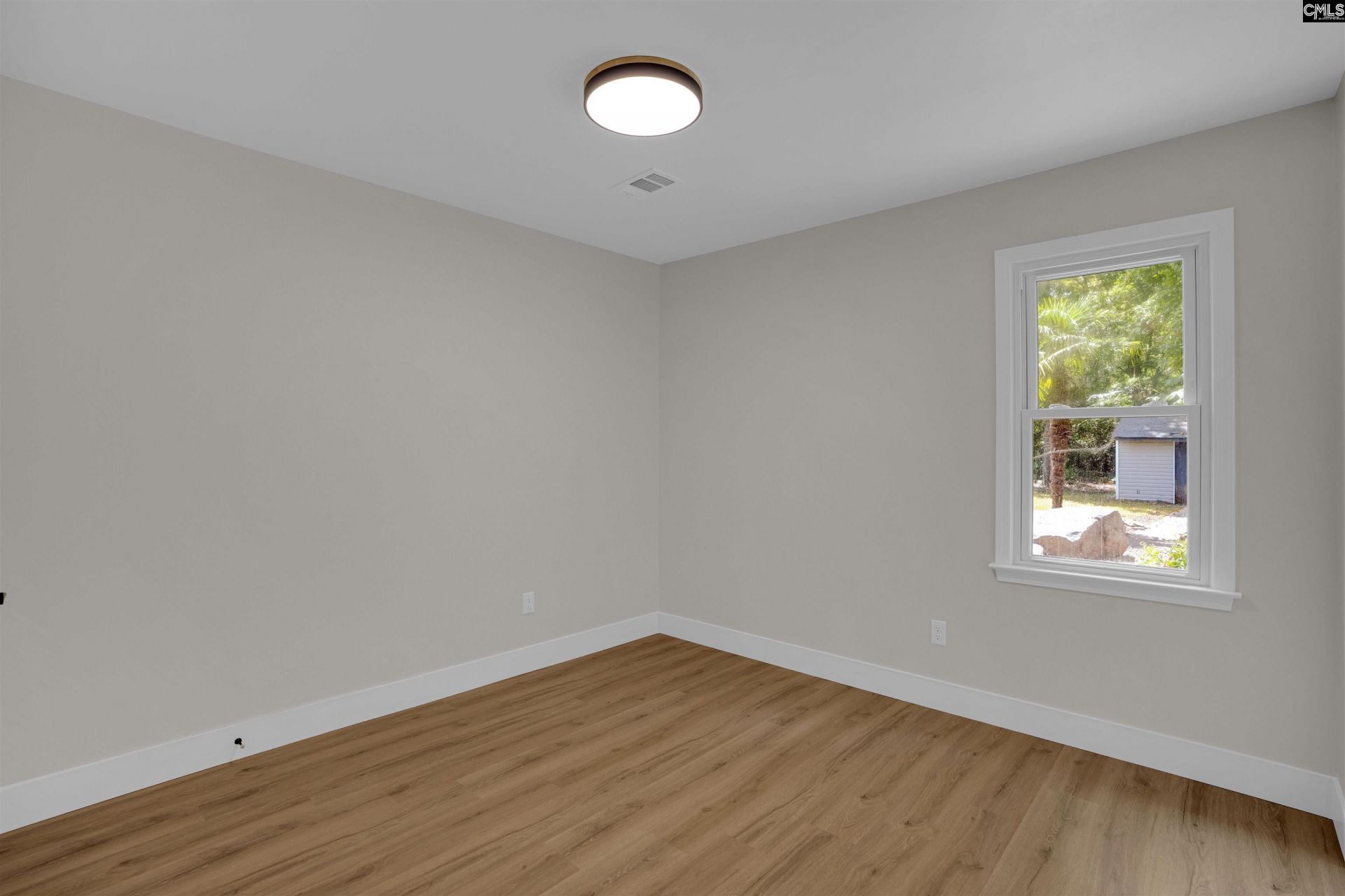 394 Wharfsdale Road Photo 19