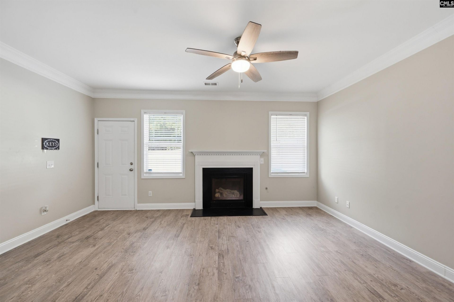 827 Forest Park Road Photo 11