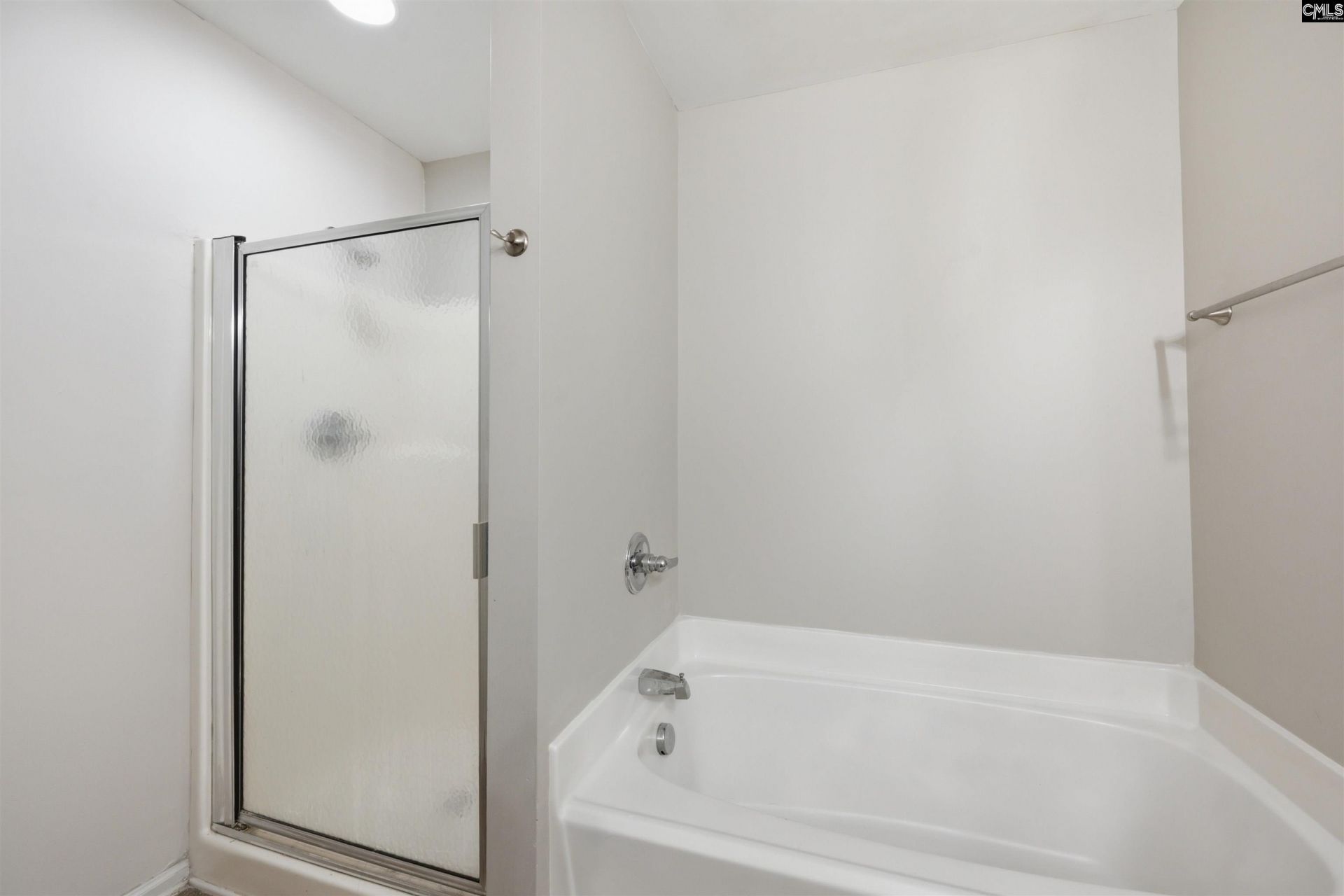 827 Forest Park Road Photo 18