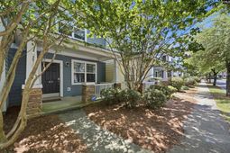 827 Forest Park Road photo 4