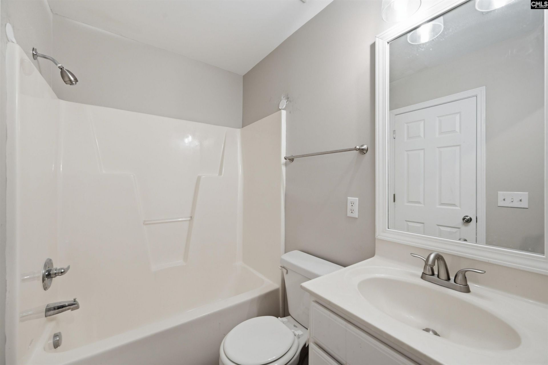 827 Forest Park Road Photo 23