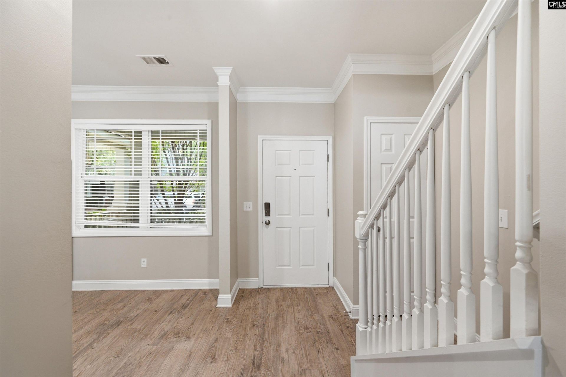 827 Forest Park Road Photo 4