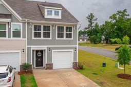216 Flatsedge Court photo 4