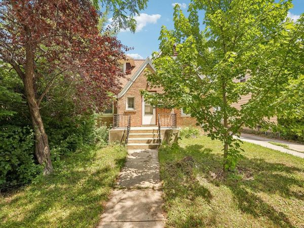 6730 N 58th STREET, Milwaukee, WI 53223