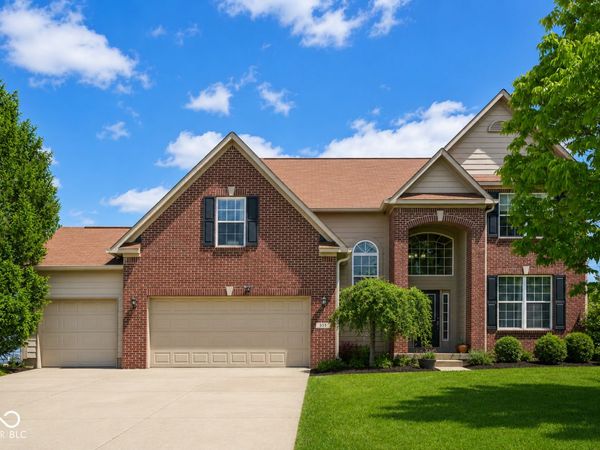 511 Georgetown Road , Greenwood, IN 46142