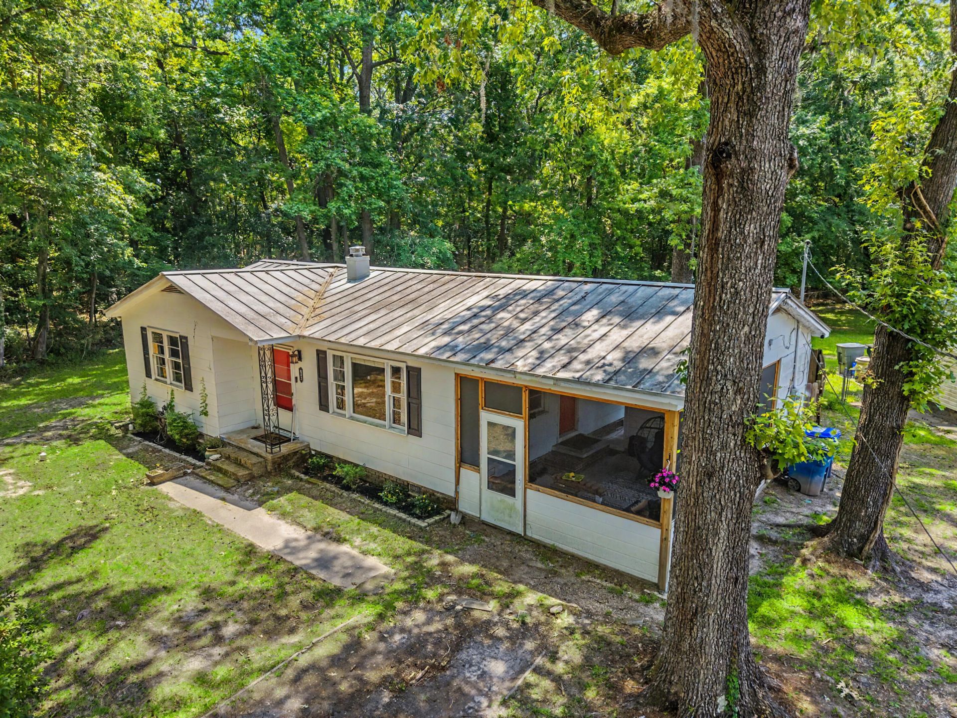 882 Savage Road Photo 40