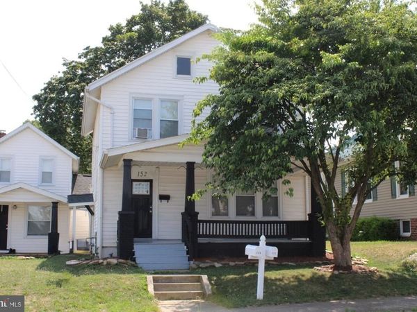 152 N LOMBARD STREET, DALLASTOWN, PA 17313