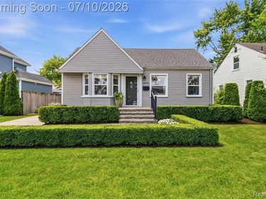 3295 Cumberland Road, Berkley, MI 48072