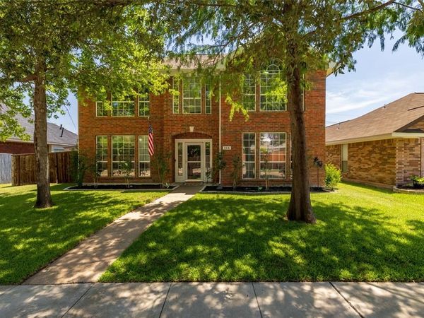 966 Cassion Drive, Lewisville, TX 75067