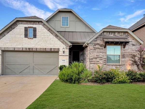 2745 Bechtol Street, Garland, TX 75042