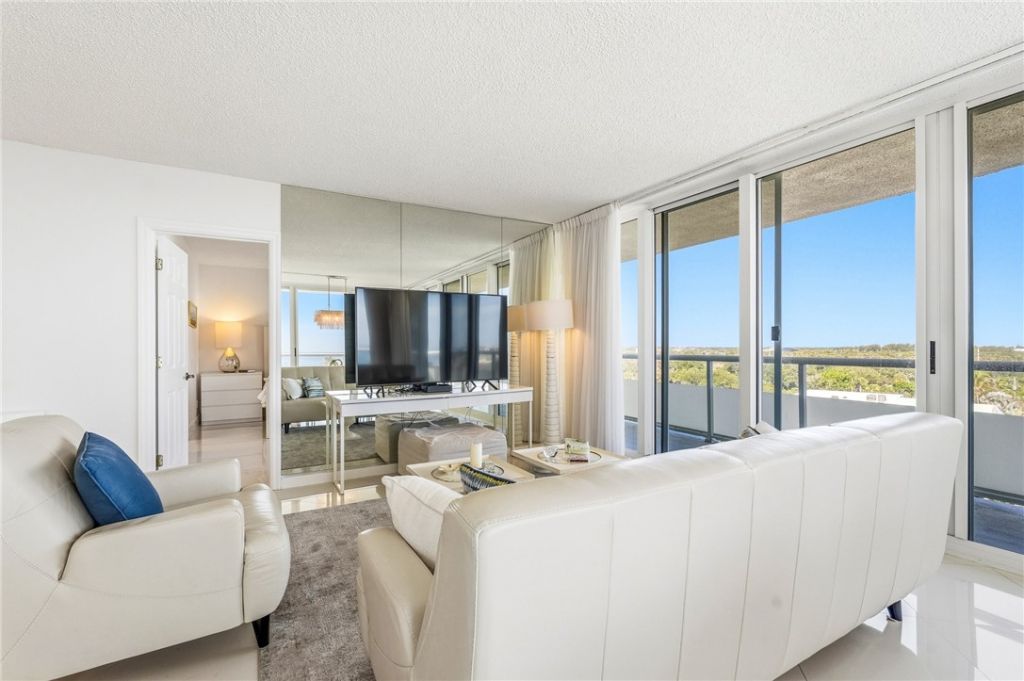3554 Ocean Drive, Unit 702s, Vero Beach, FL 32963 Photo