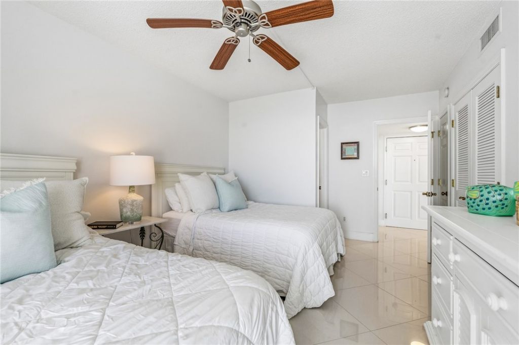 3554 Ocean Drive, Unit 702s, Vero Beach, FL 32963 Photo