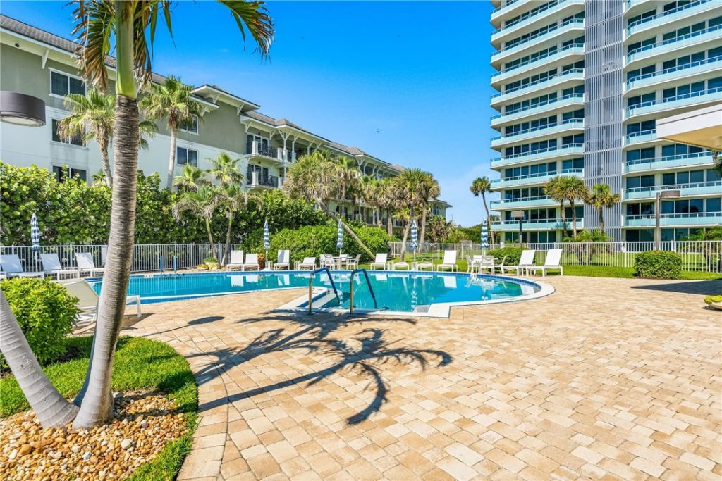 3554 Ocean Drive, Unit 702s, Vero Beach, FL 32963 Photo
